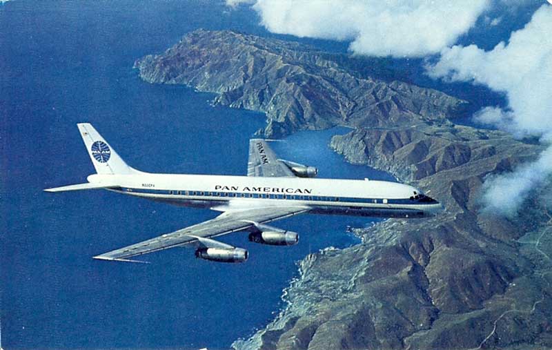 Famgus Aviation Postcards: DC-8